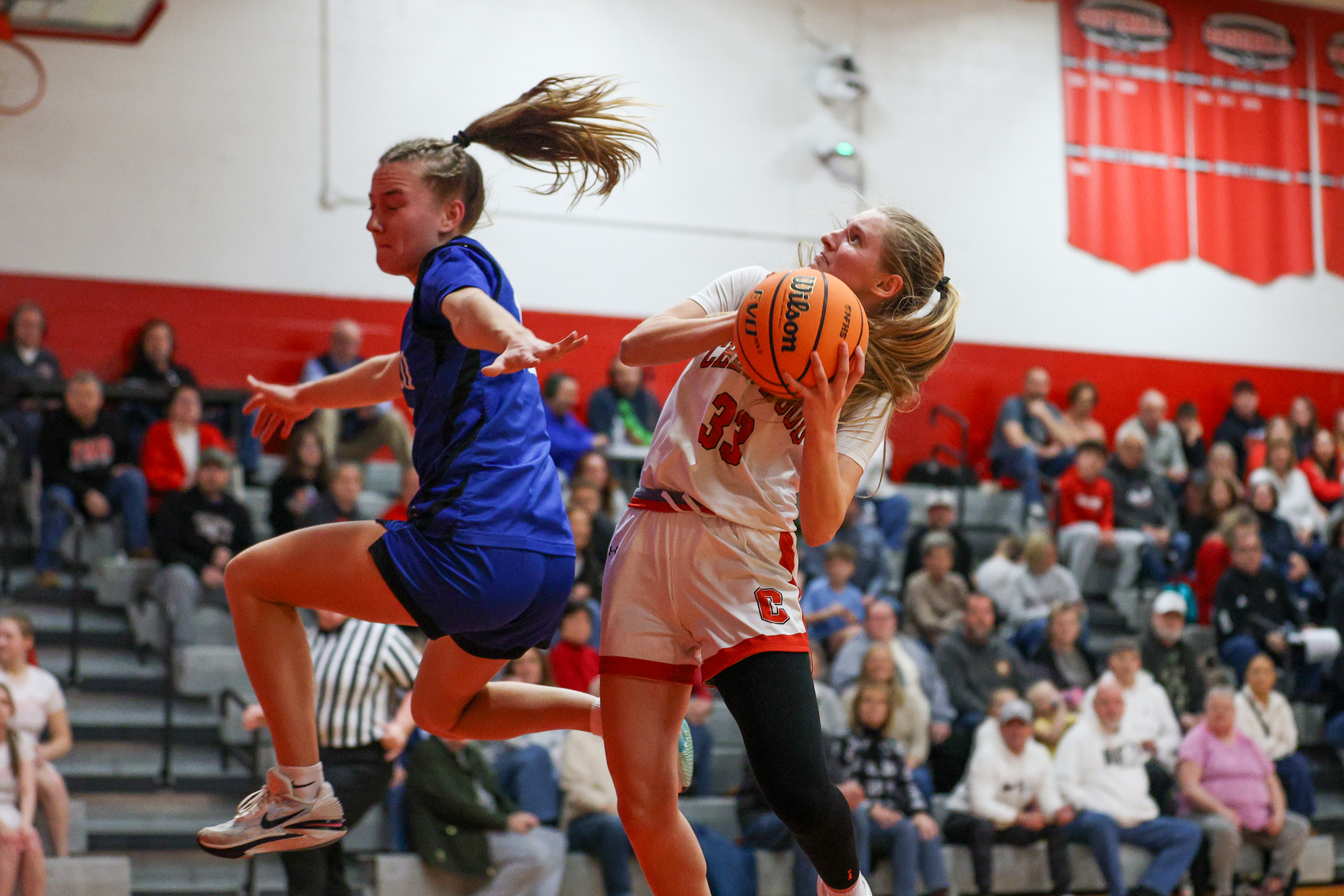 Crestwood’s Kiera Dougherty (33) attempts to take a shot during...