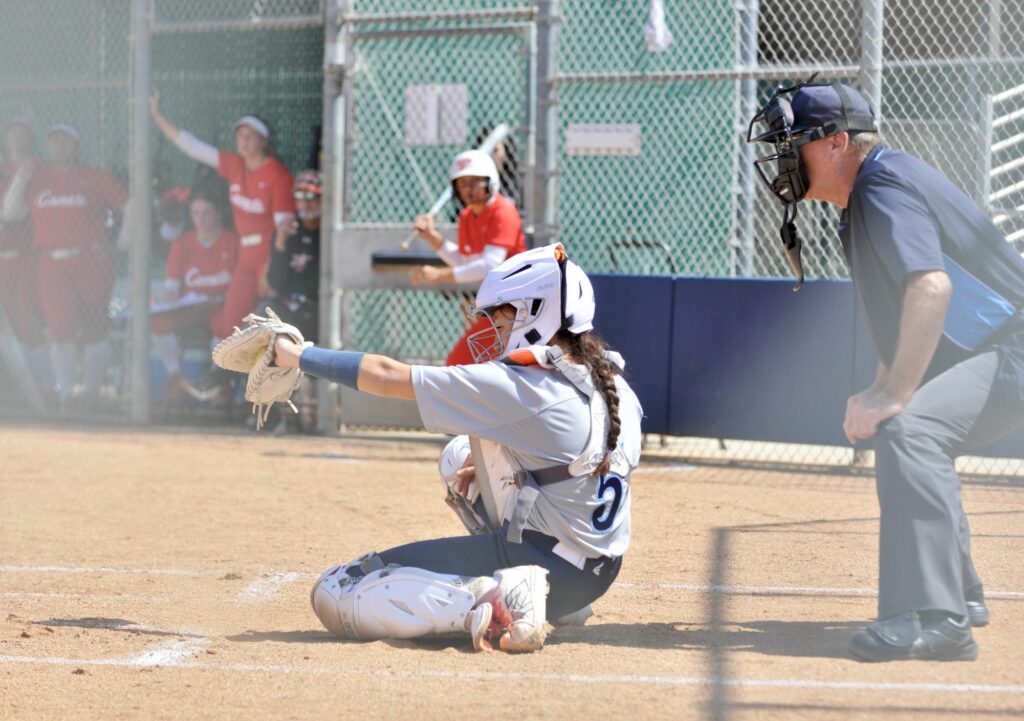 Palomar Comets blaze past ECC Warriors in a shut-out