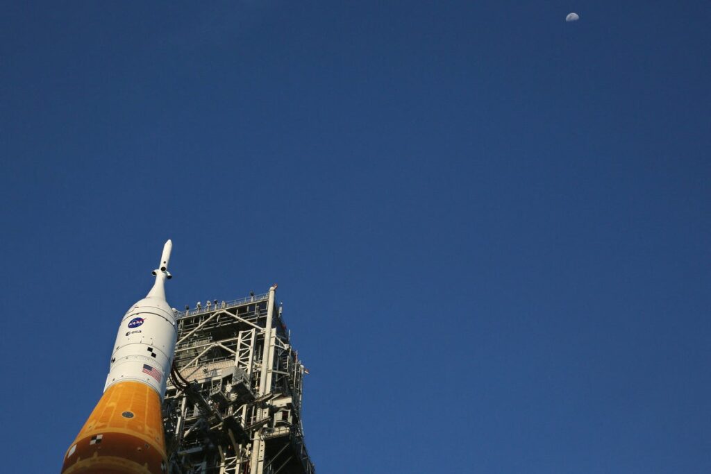 Nasa sets new launch date for Artemis Moon mission