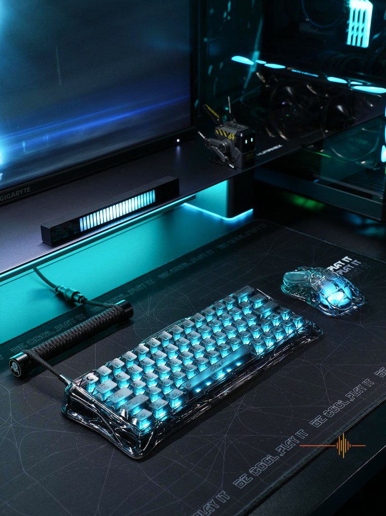 GravaStar V60 Pro HE in Crystal Onyx colourway