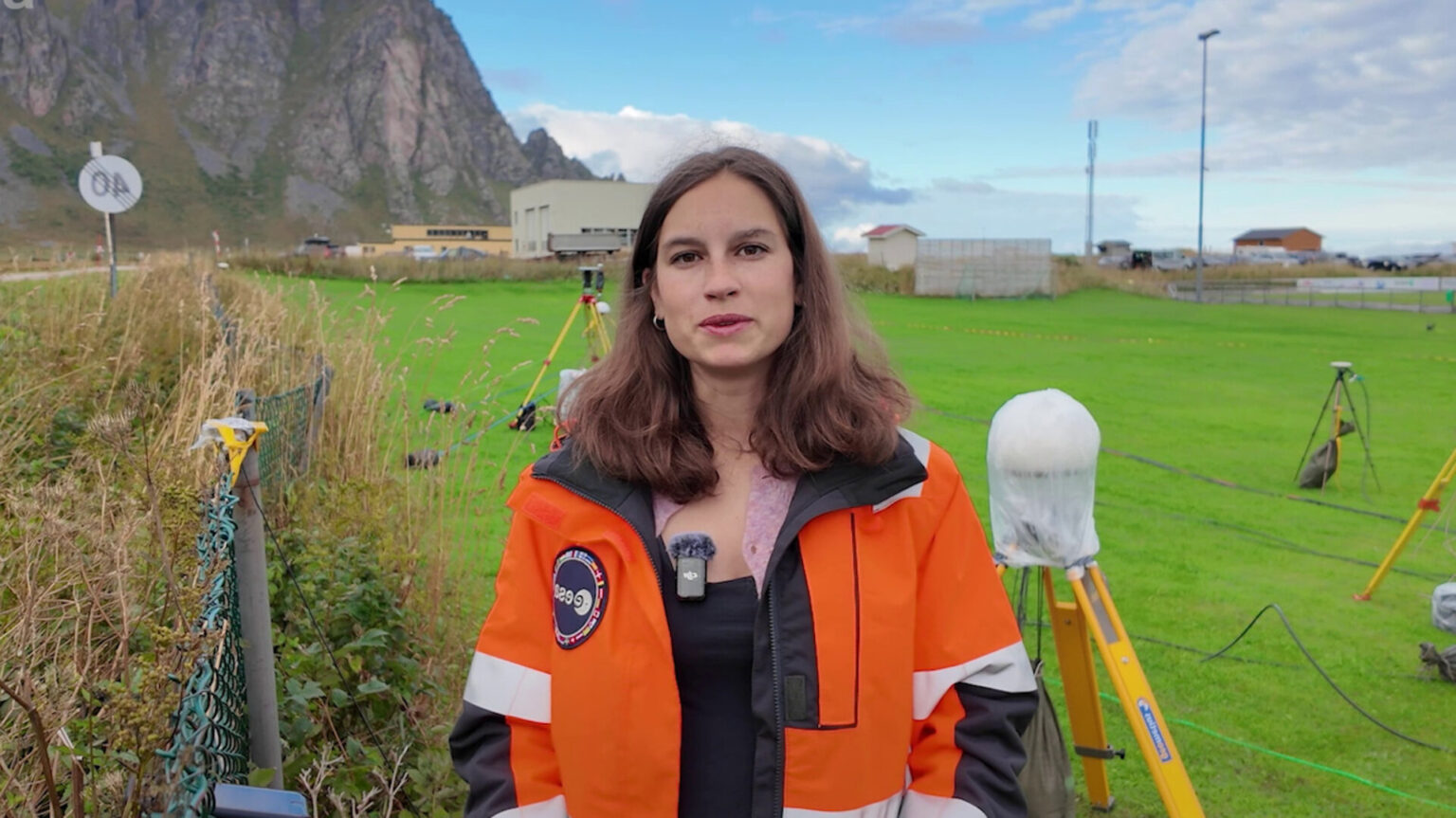 ESA - Jammertest: strengthening satellite navigation