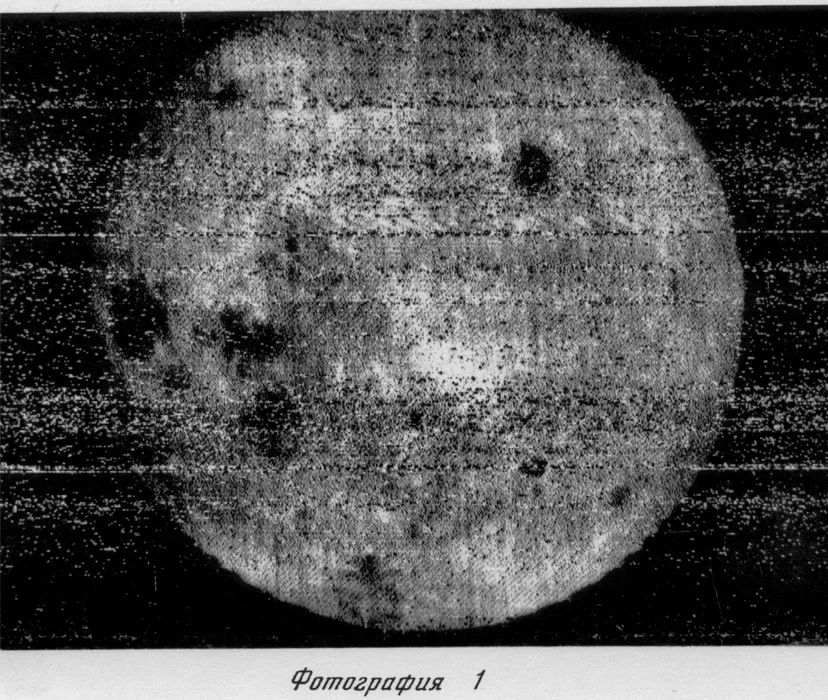 The first image ever captured of the far side of the Moon, taken by the Soviet Luna 3 probe. Credit: OKB-1