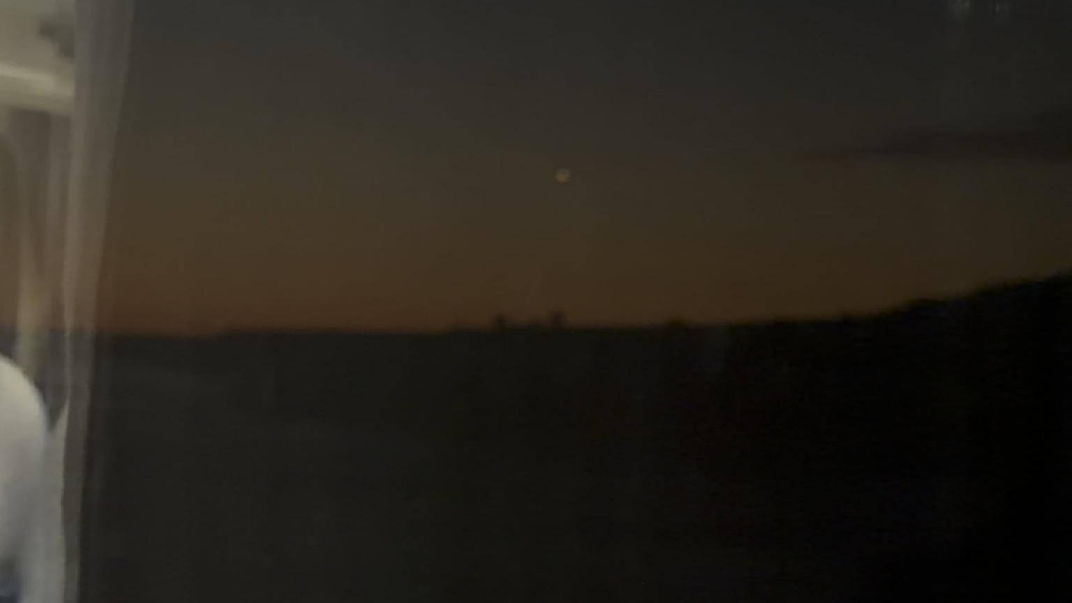 Unknown object seen when on Amtrak between Goleta, CA & Guadalupe, CA (near Vandenberg SFB)