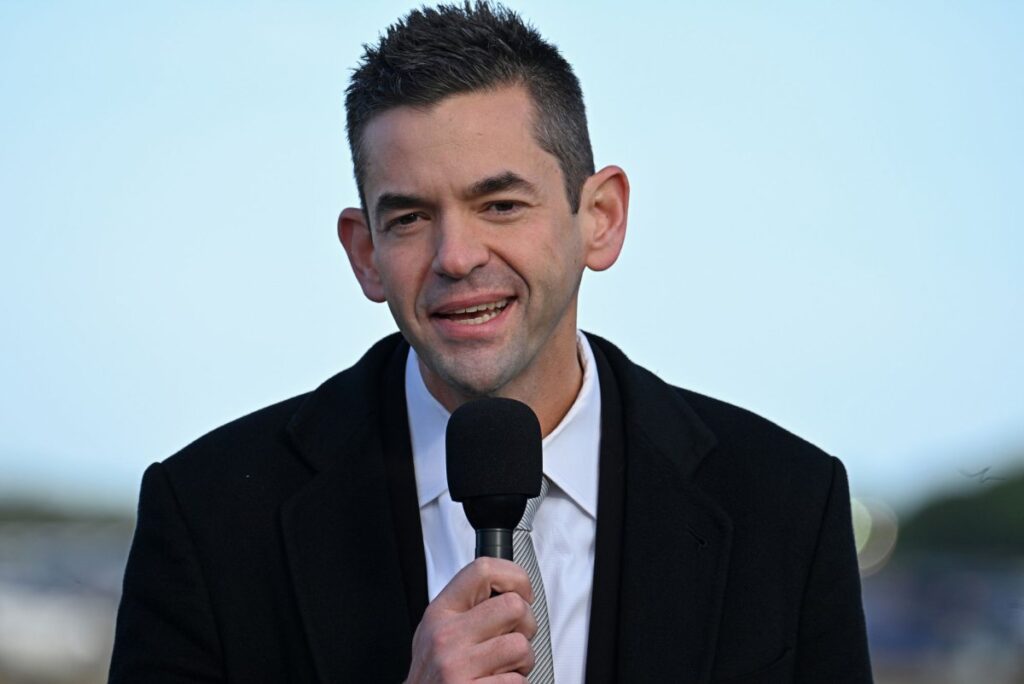 NASA announces accelerated plan to build moon base, skip lunar space station