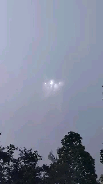 Serious UFO Captured in Clear Detail: The Forbidden Evidence Revealed​