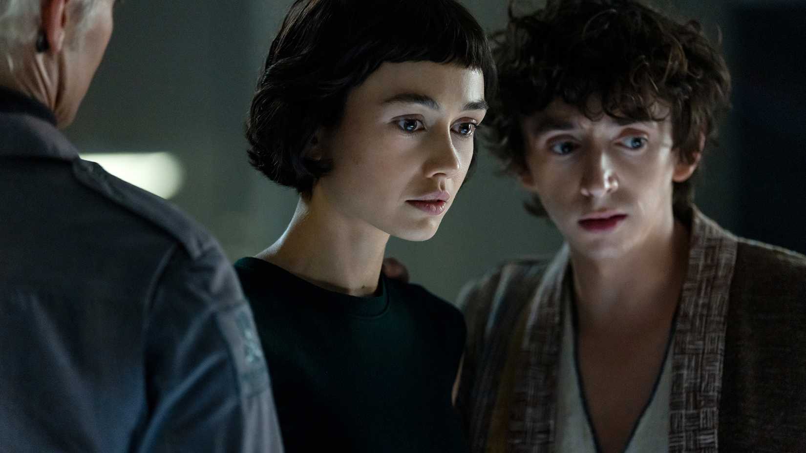 Sydney Chandler and Samuel Blenkin star in 'Alien: Earth'