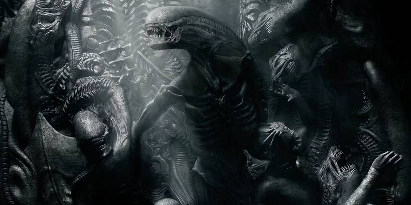 Alien: Covenant 2017 poster Xenomorph mural.