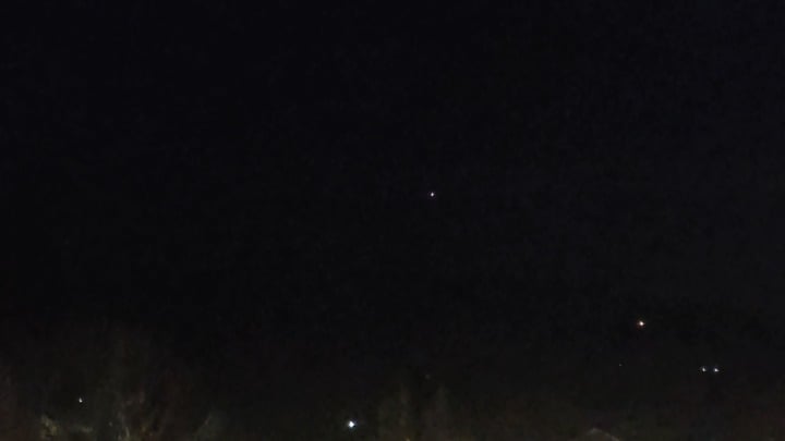 Captured object change its lighting in Monroe WA, on March 23rd at 1:25am