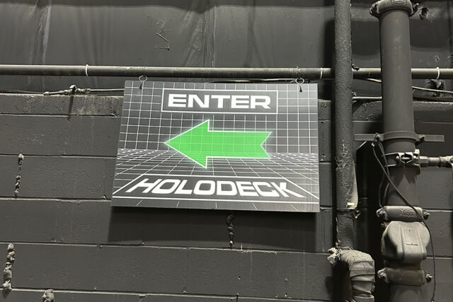 Holodeck sign on the Starfleet Academy location set