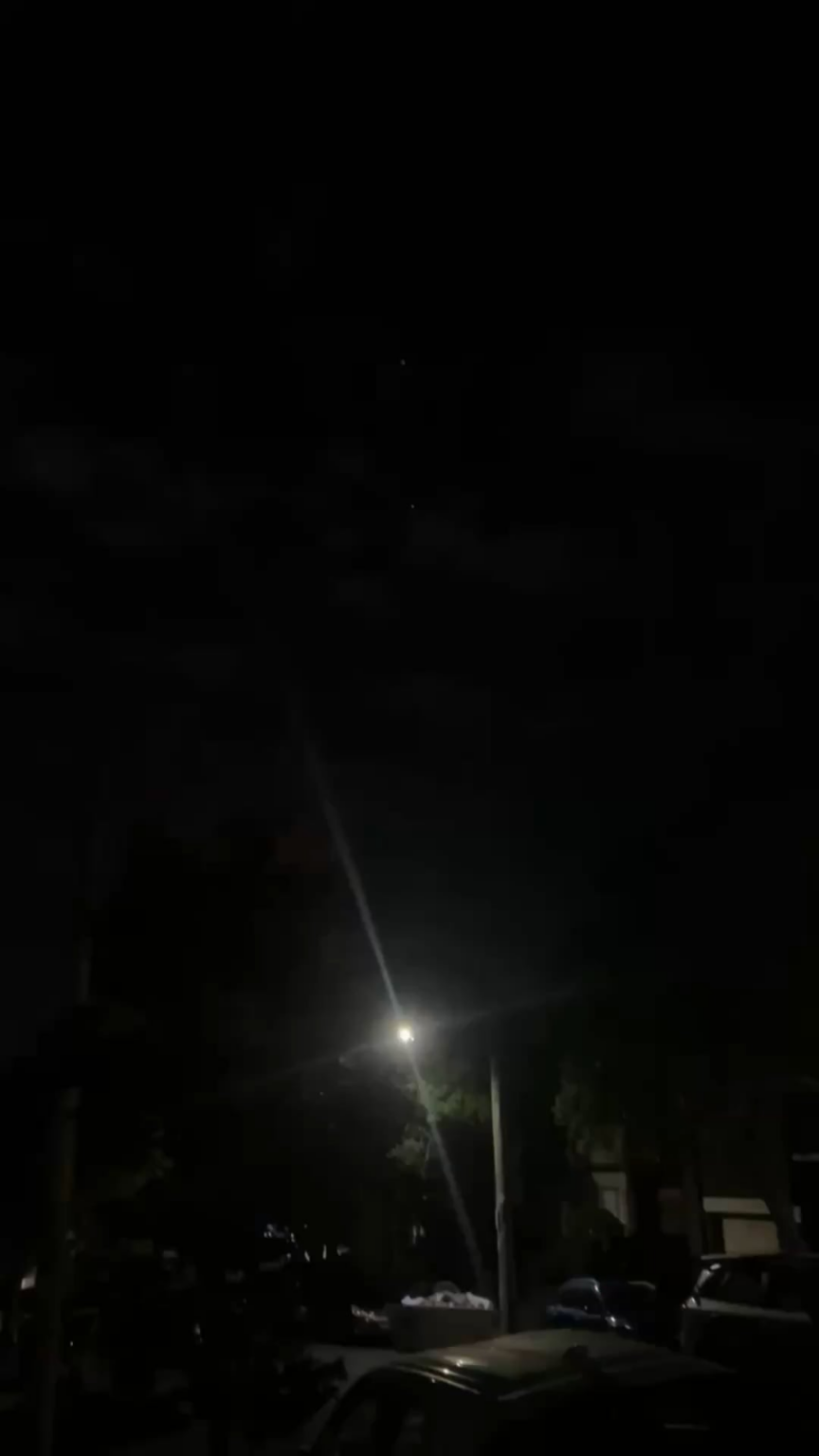 Strange colour changing orb in sydney, australia 11 march 2026 about 9:40pm