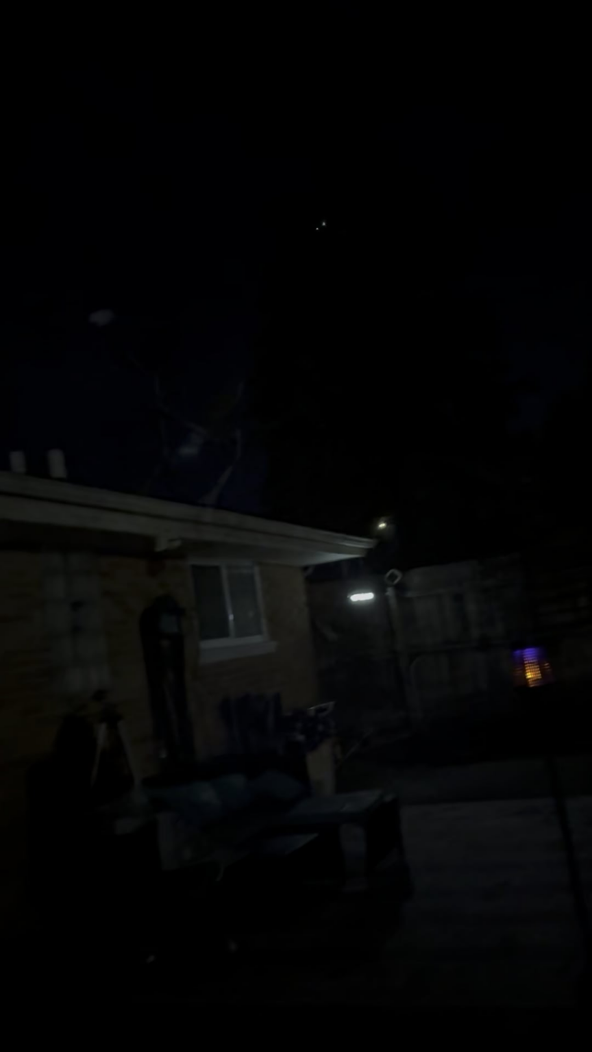 Another Strange Drone?? Encounter Appears to be Flying Through Trees in my Yard Again Another Strange Drone?? Encounter Appears to be Flying Through Trees in my Yard Again