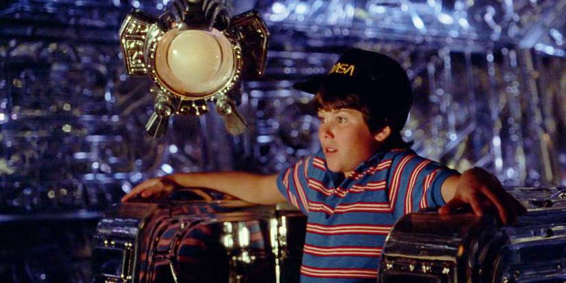 David sits on the ship in Flight of the Navigator