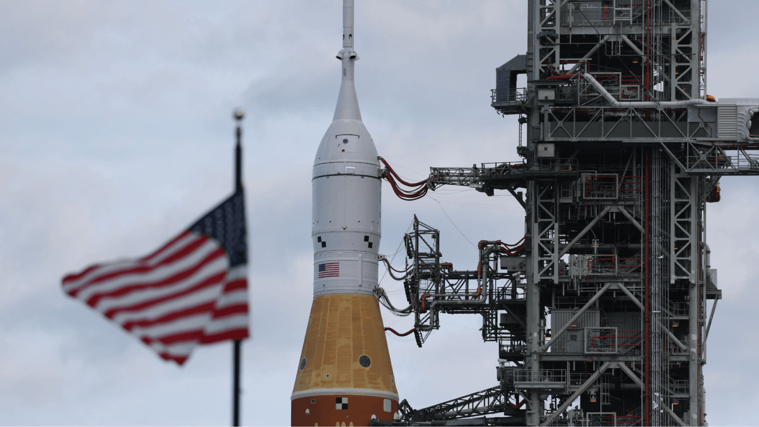 NASA Scrapped Its Plan to Put Astronauts on the Moon With Artemis III NASA Scrapped Its Plan to Put Astronauts on the Moon With Artemis III