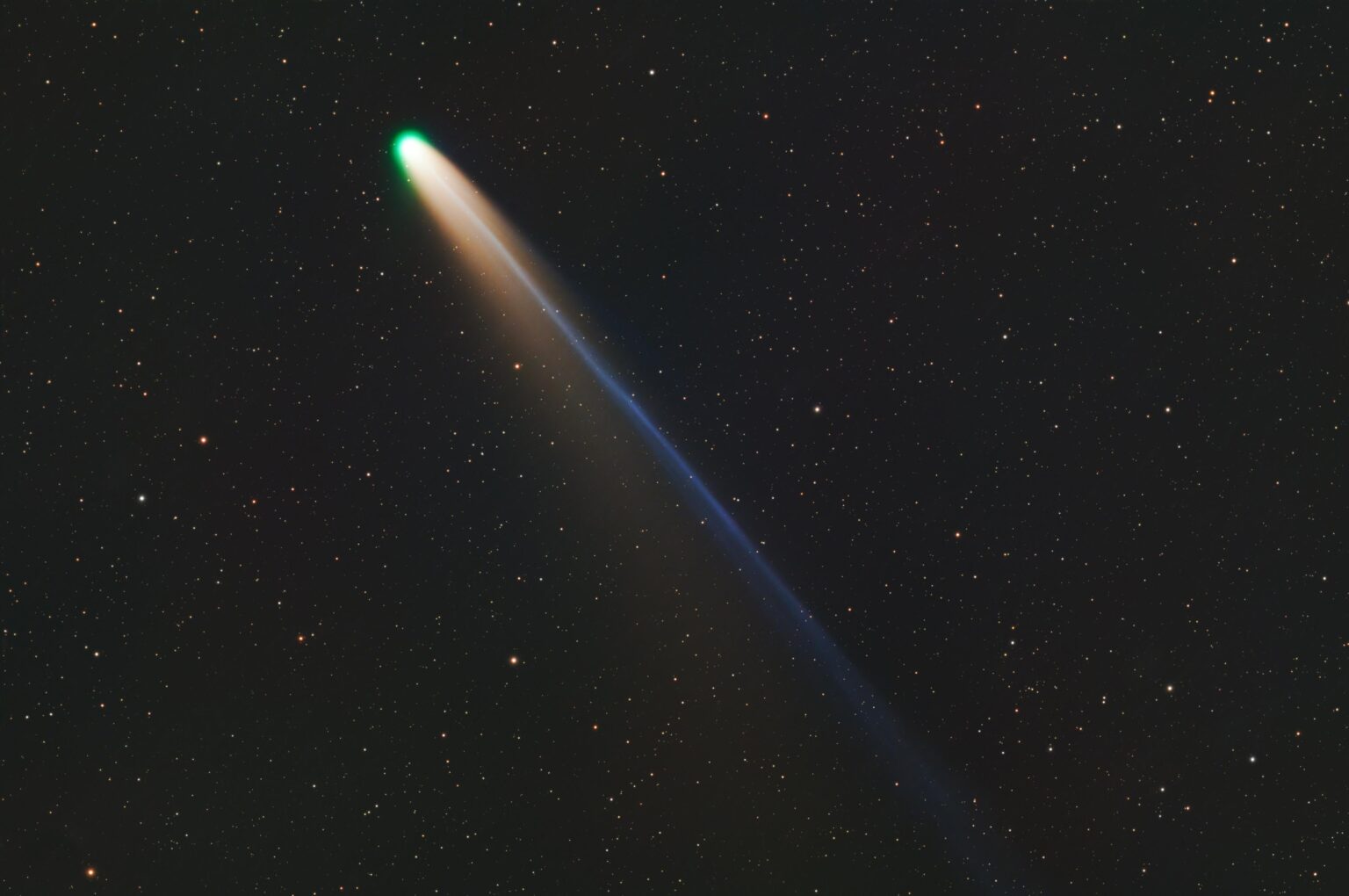 Comet C/2025 A6 Lemmon