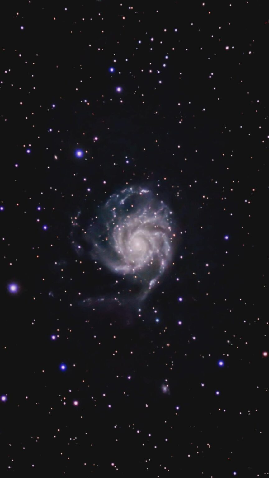 M101 - Pinwheel Galaxy Measuring a diameter of 252,000 light years