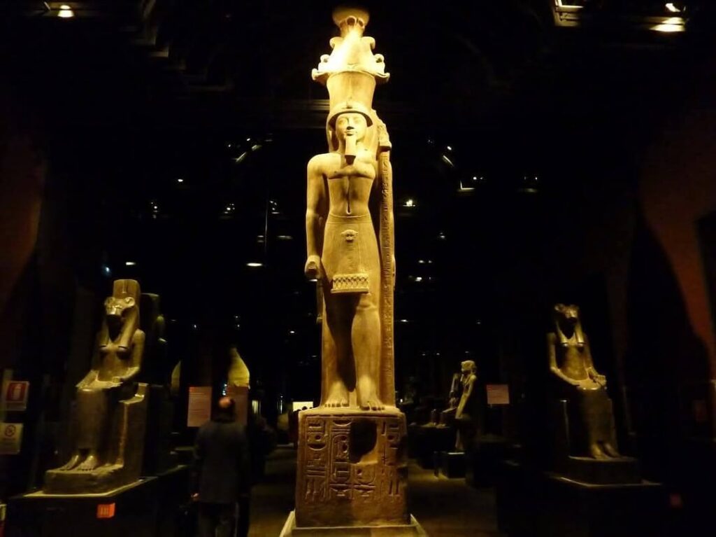 A Critical Reading of the Exodus Narrative: Between Religious Story and Political Economy 🔍