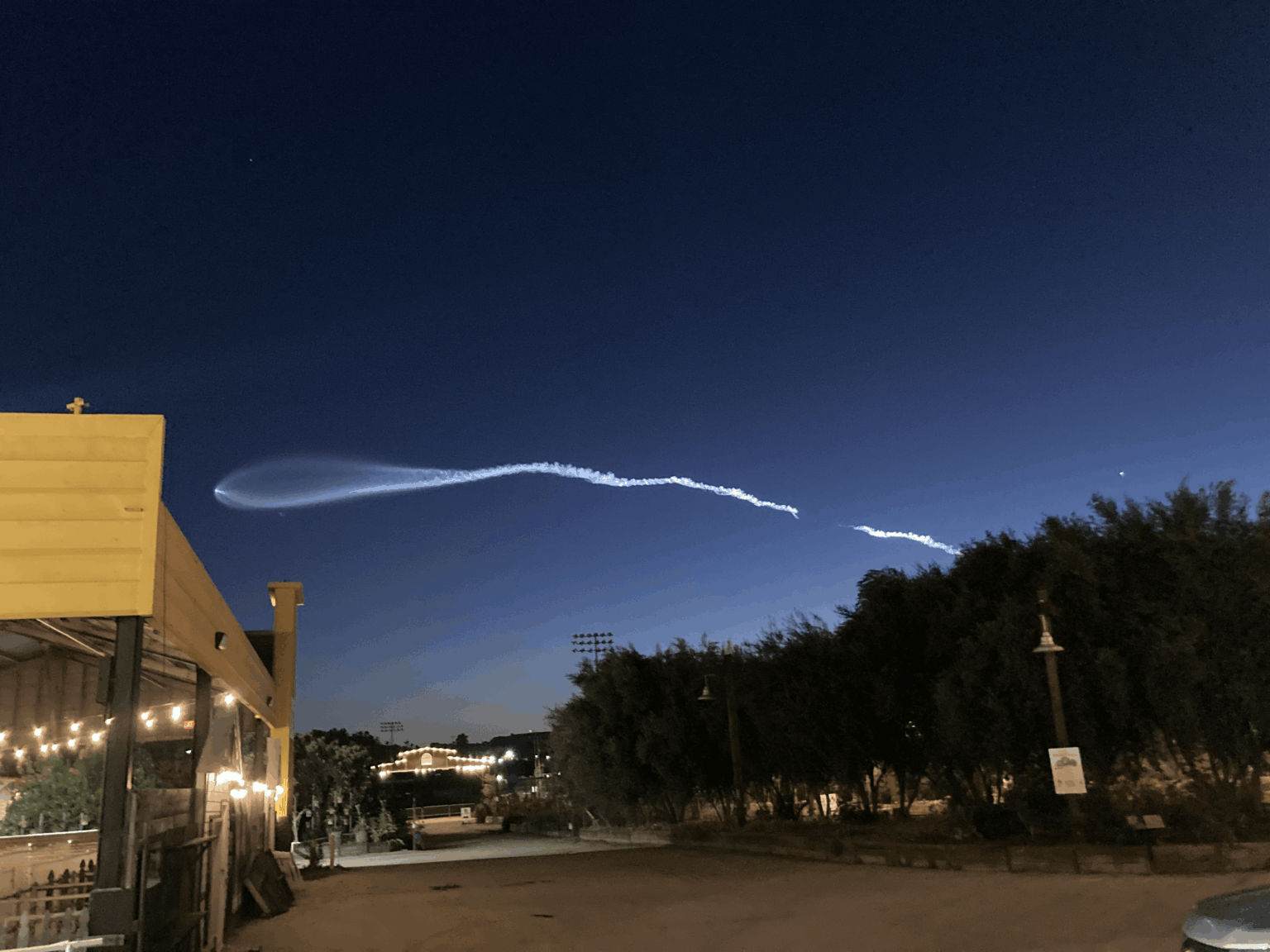 [OC] Had a good view of tonight's SpaceX launch in California
