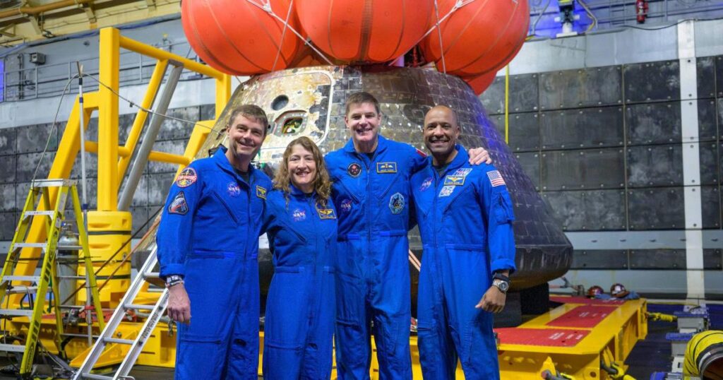 Artemis astronauts receive thunderous welcome home at Mission Control Artemis astronauts receive thunderous welcome home at Mission Control