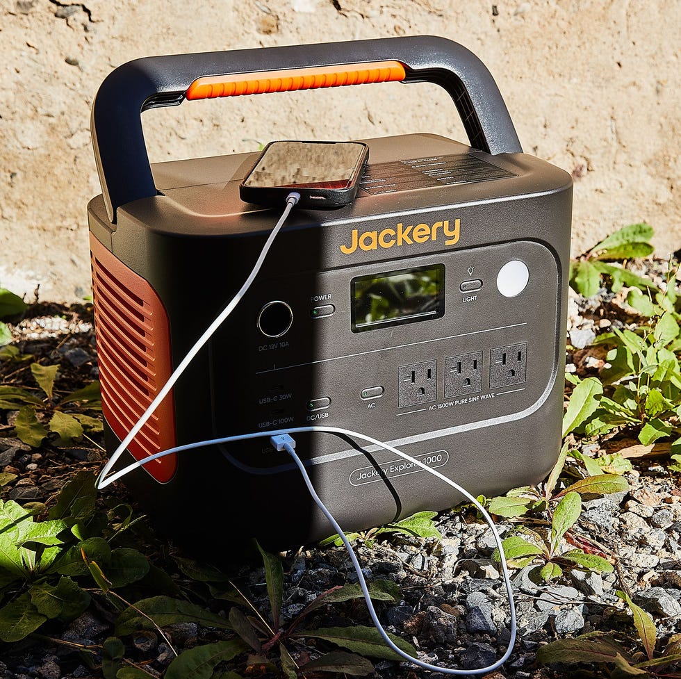 Explorer 1000 Plus Portable Power Station