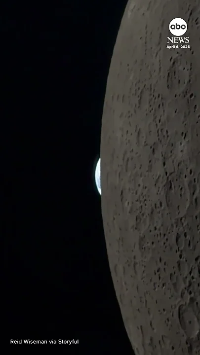 Astronaut captures stunning 'Earthset' from Artemis II - YouTube
