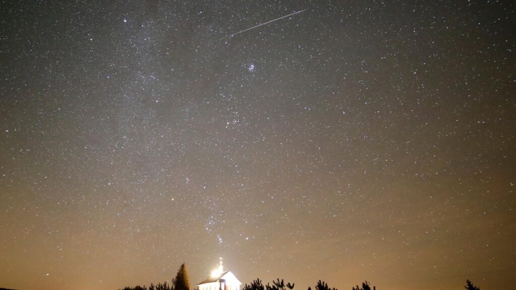 Lyrid meteor shower peaks this week. Here's how to watch and when to look up