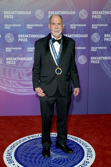 Two BU Physicists Honored with Prestigious 2026 Breakthrough Prizes