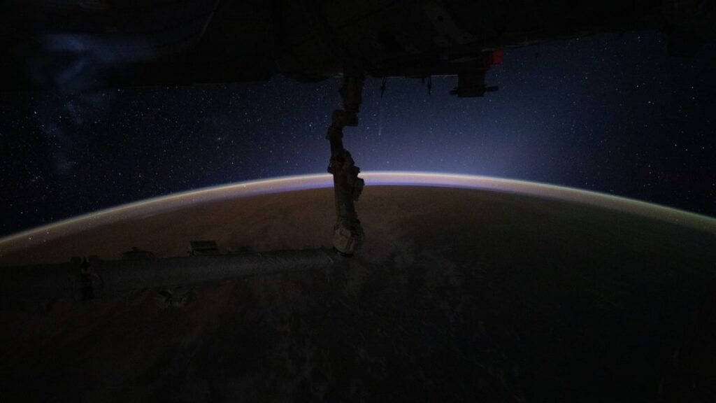 Comet R3 streaks by the sun in new space weather satellite images