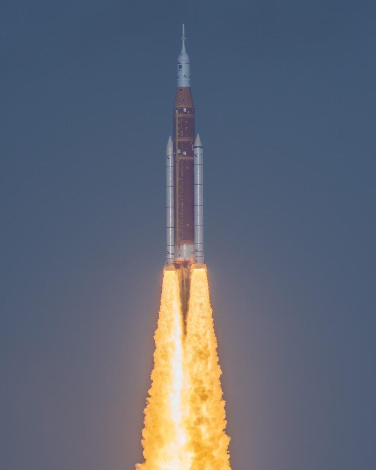 My shot of the Artemis II launch