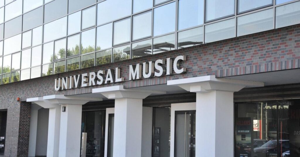 US billionaire plots £48bn takeover of Universal Music Group