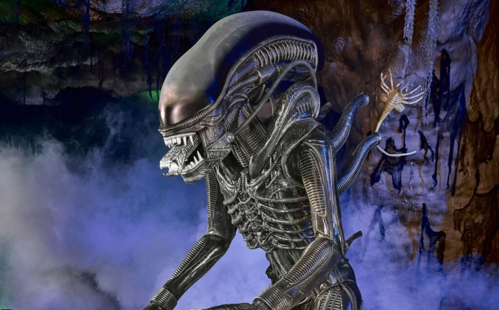 Spirit Halloween Announces Retail 6ft. Xenomorph Animatronic!