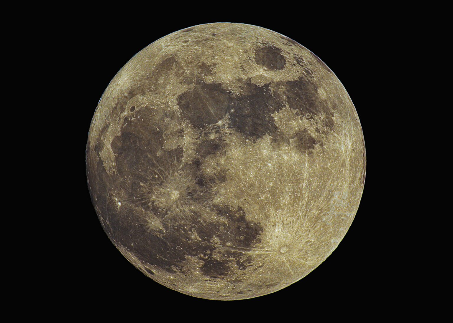 80-Frame Lunar Stack with Nikon D7100 and Nikkor 200-500mm at f/14