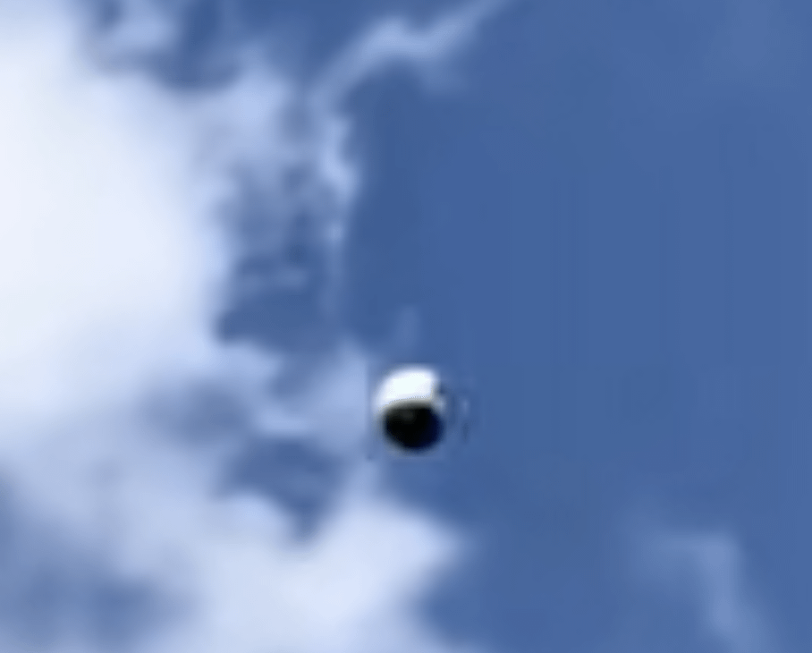 Apparently UFOs learned how to use photoshop