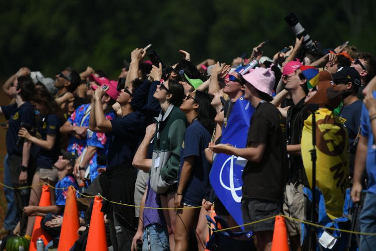 NASA student launch 3 crowd.JPG