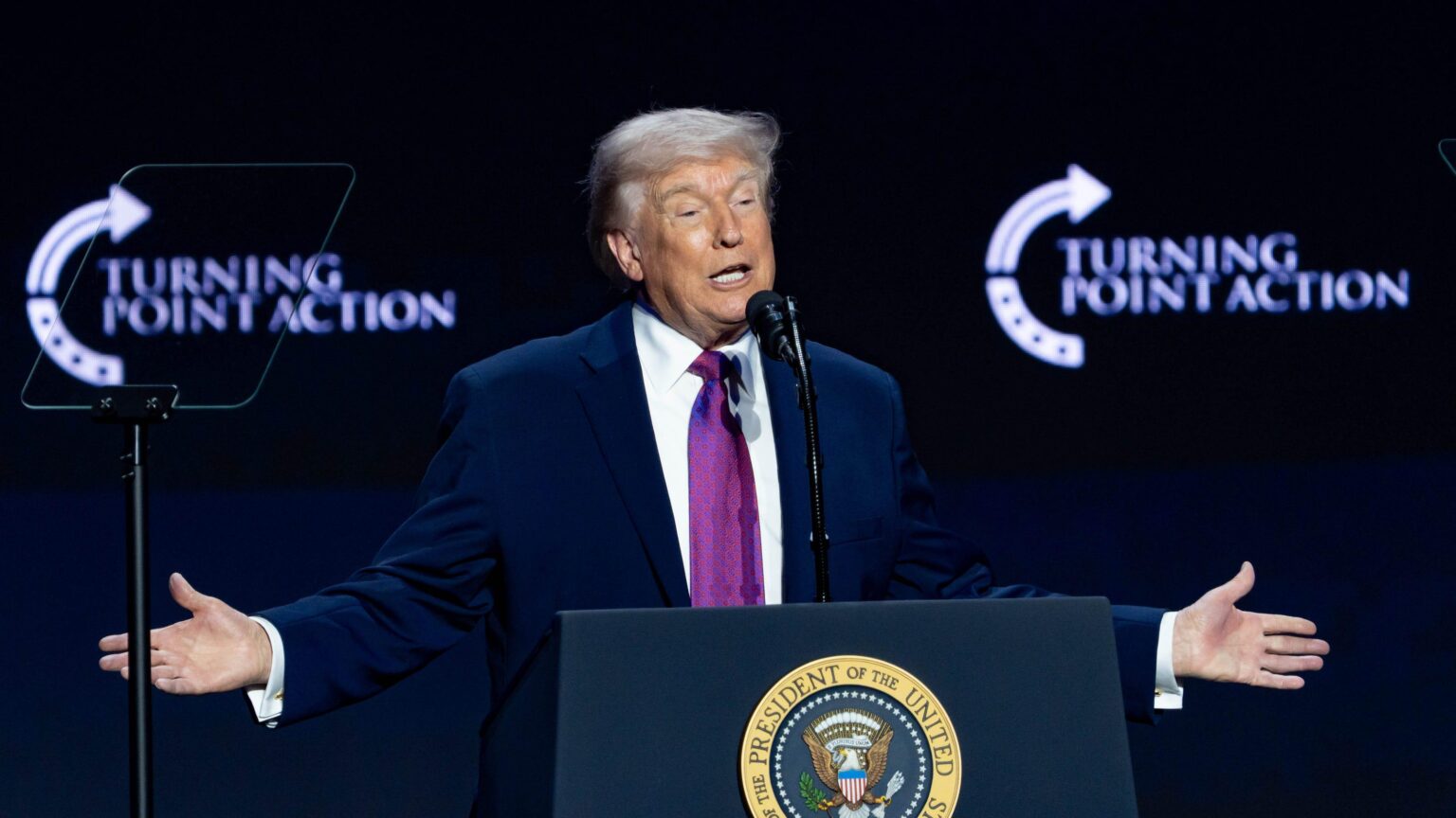 Trump announces Pentagon UFO review 'found many interesting documents'