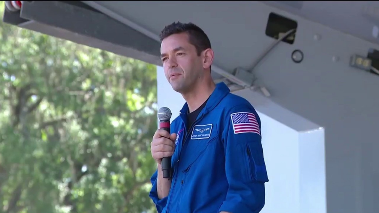 "Sun 'n Fun" takes off to the stars in Lakeland