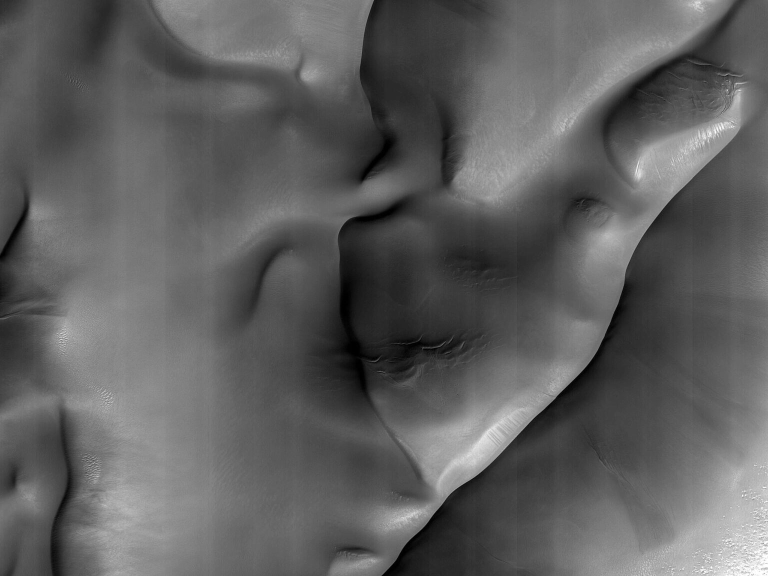 The Ripples of the Dunes(HiRISE Mars)
