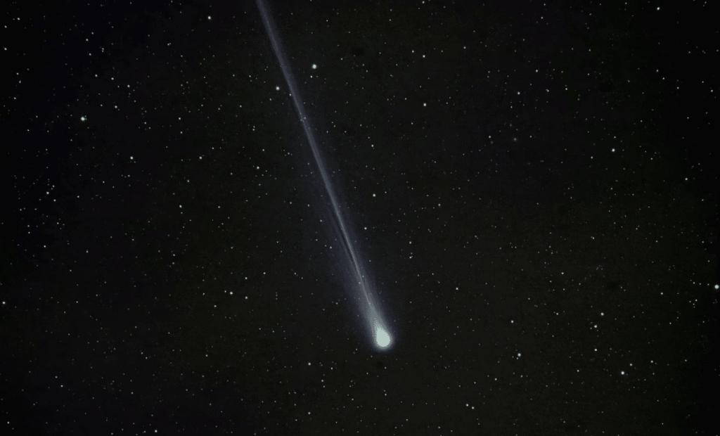 A Rare Comet Is Skimming Past Earth This Weekend, And You Can Spot It!