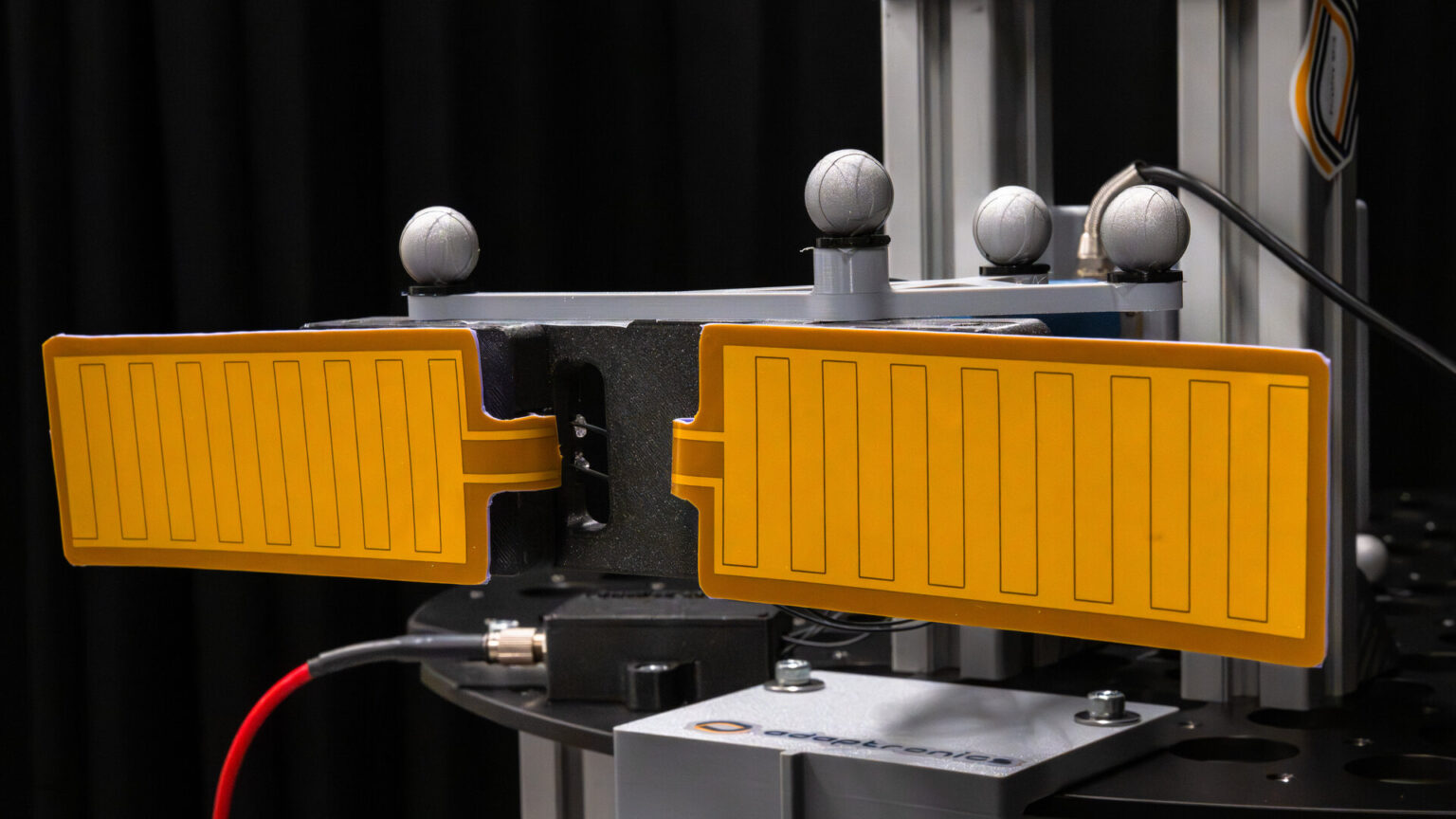 A new grip on space: electrostatic capture technology