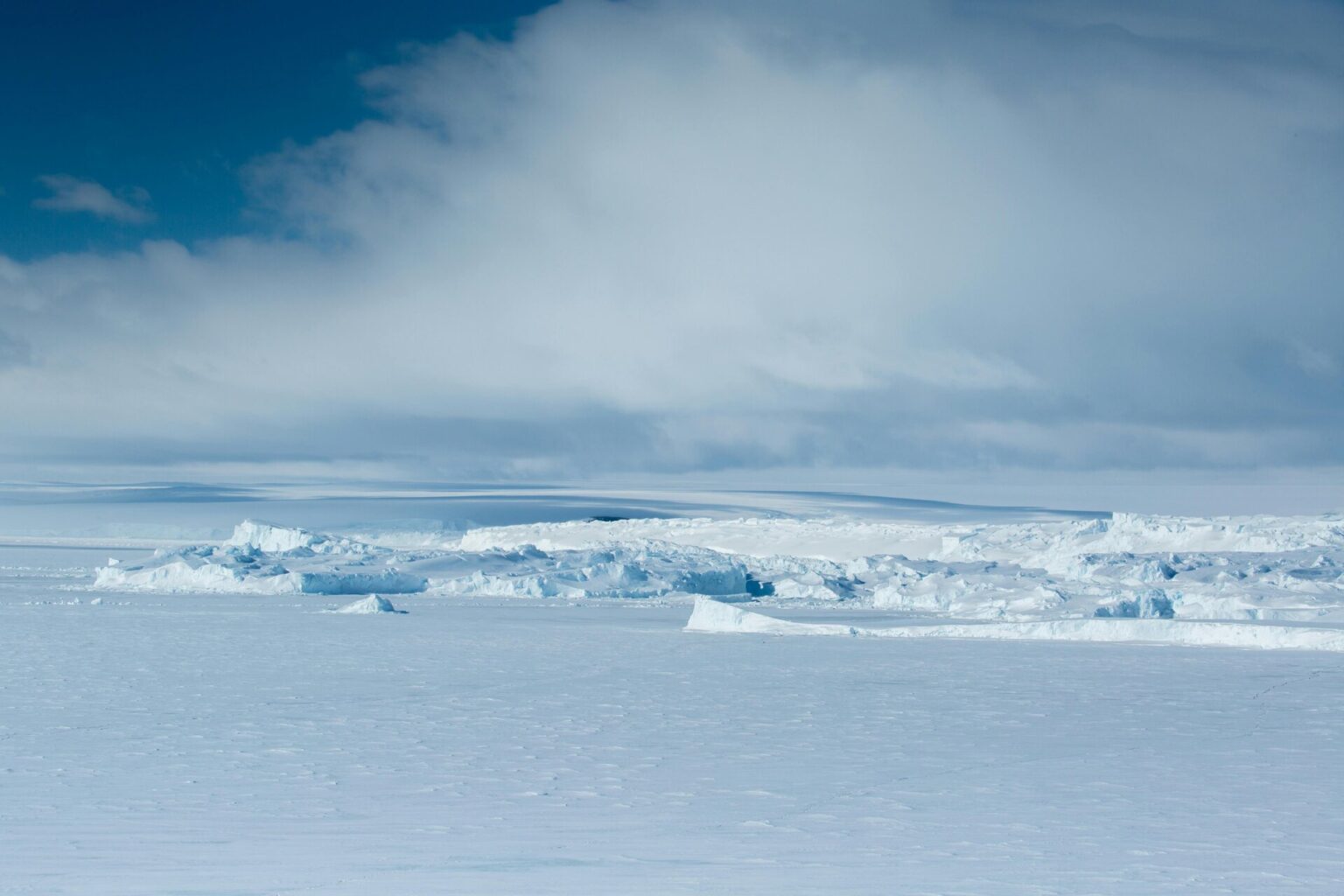Why is Antarctica’s mass increasing?
