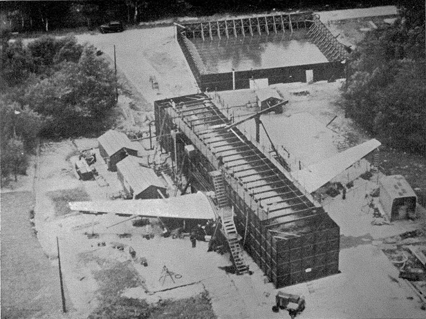 Comet G ALYU in the water tank for pressure tests