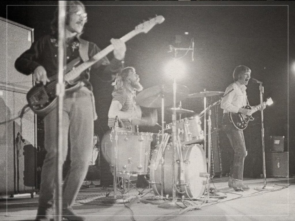 Creedence Clearwater Revival song about the politics of UFOs