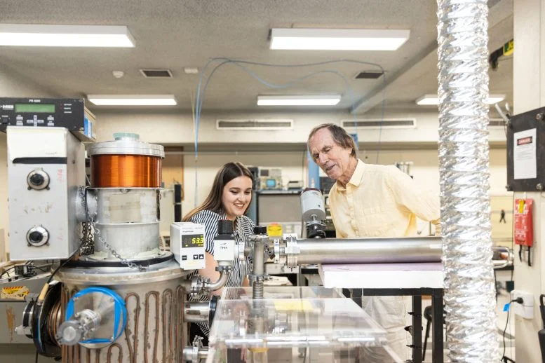 Linda Losurdo and David McKenzie