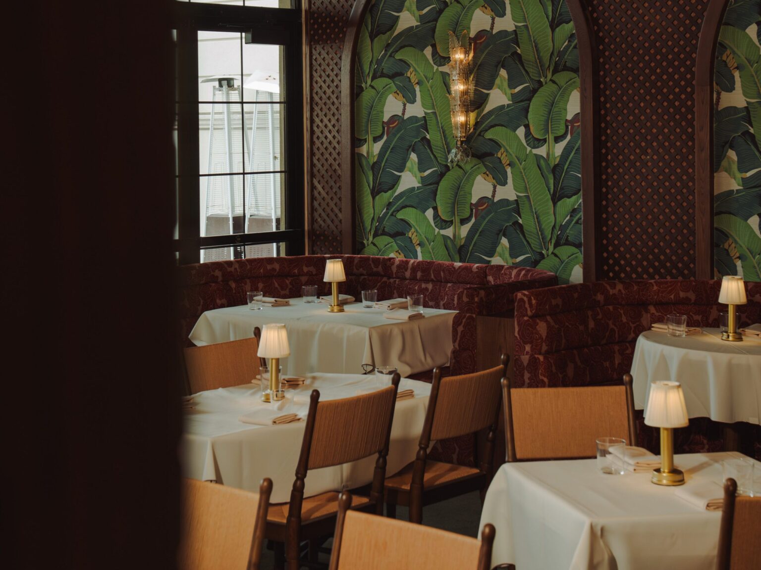 The Comet Club brings big-name chef, luxe vibes to Westbury