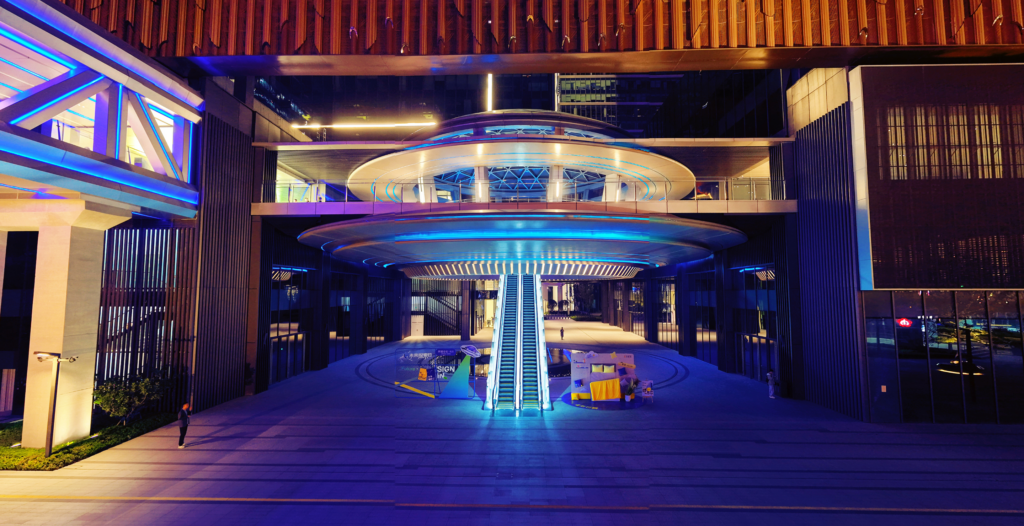 Former Congressman Claims US Secretly Forcing Human/Alien Hybrids