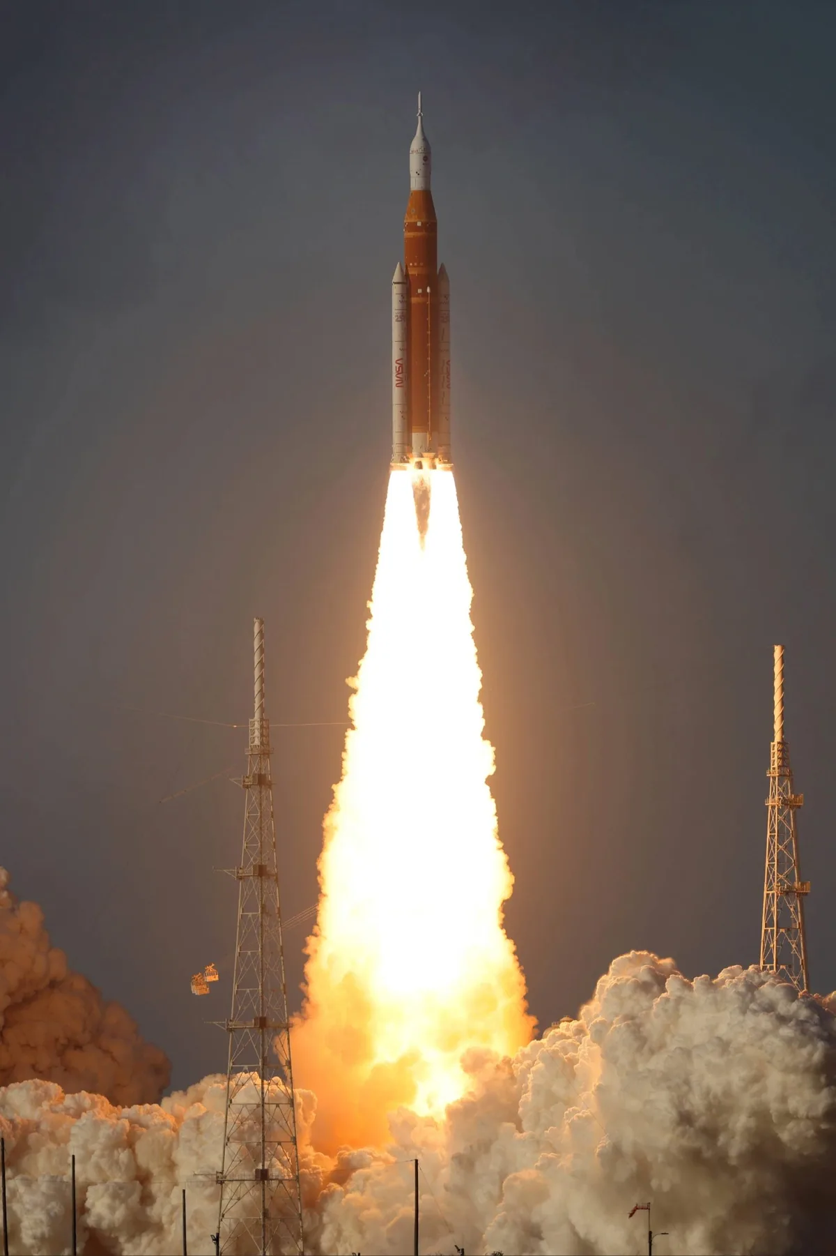 Artemis II lifts off from launch pad.