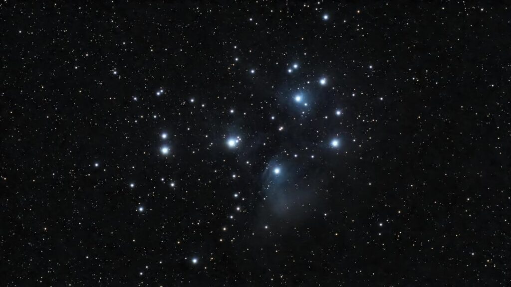M45 Pleiades on the DWARF 3 — 30 minutes, Bortle 6, and why I now always add a Snapseed step after Stellar Studio