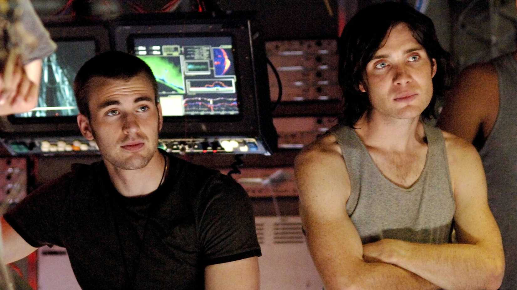 Chris Evans and Cillian Murphy on the spaceship in Sunshine