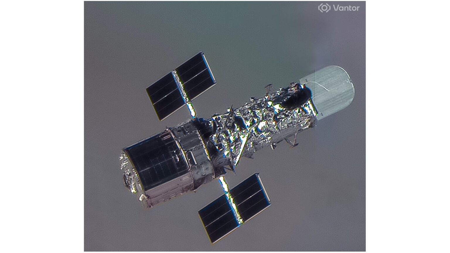 Satellite snaps amazing 36th birthday pic of Hubble Space Telescope (photo)
