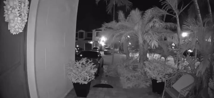 Video from doorbell camera, last night 4/29/2026 in Pembroke Pines, FL at 1 am.