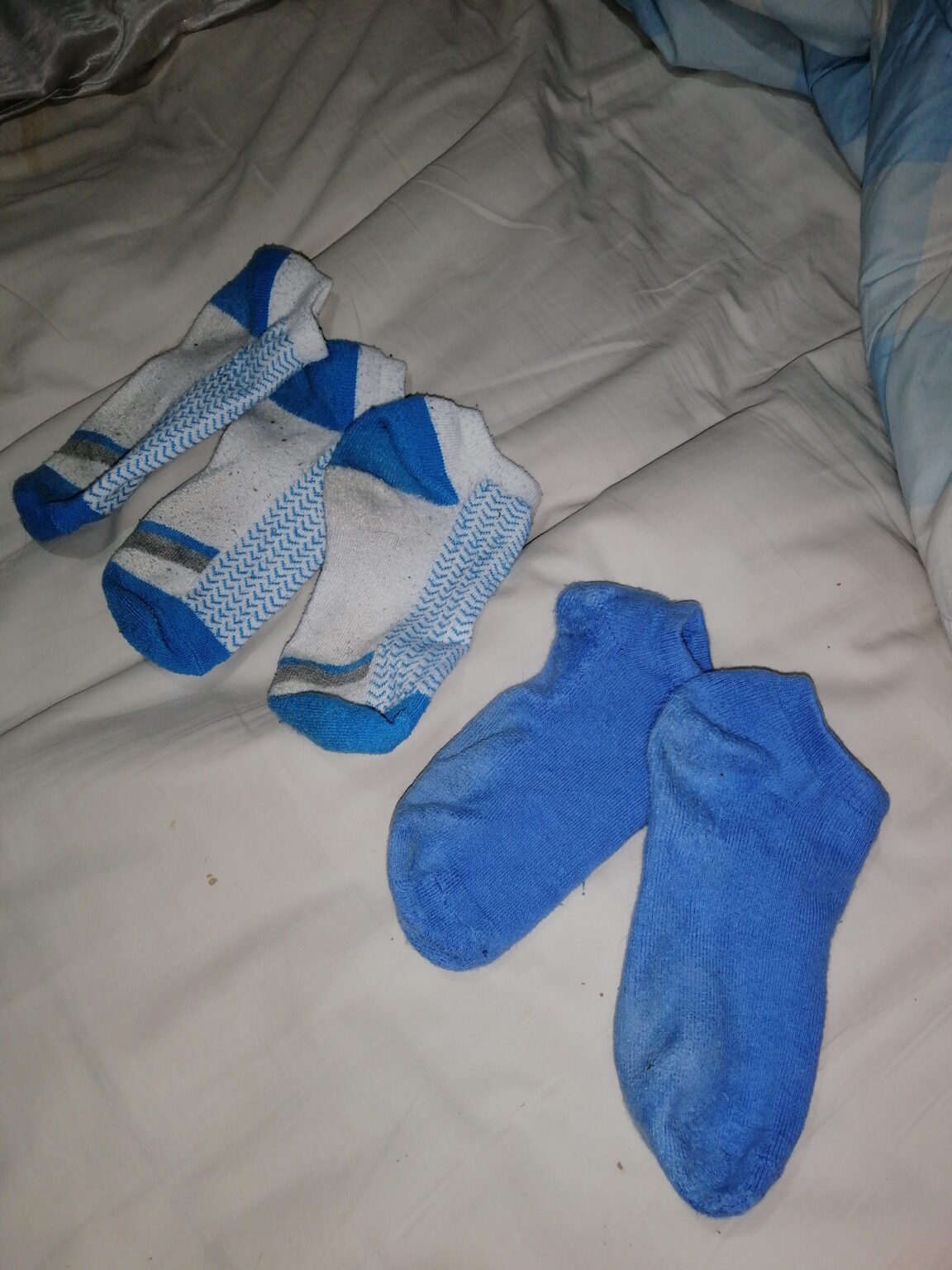 Finally it happened to me today, duplicate socks.